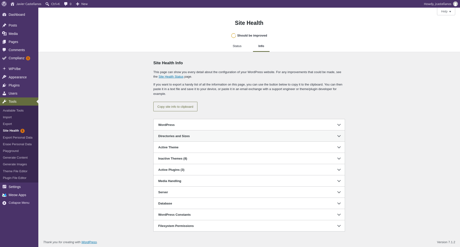 Información del sitio de WordPress con las secciones desplegadas: versiones de WordPress, servidor y base de datos